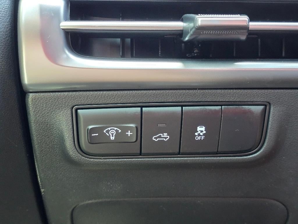 2025 Hyundai SANTA CRUZ SE