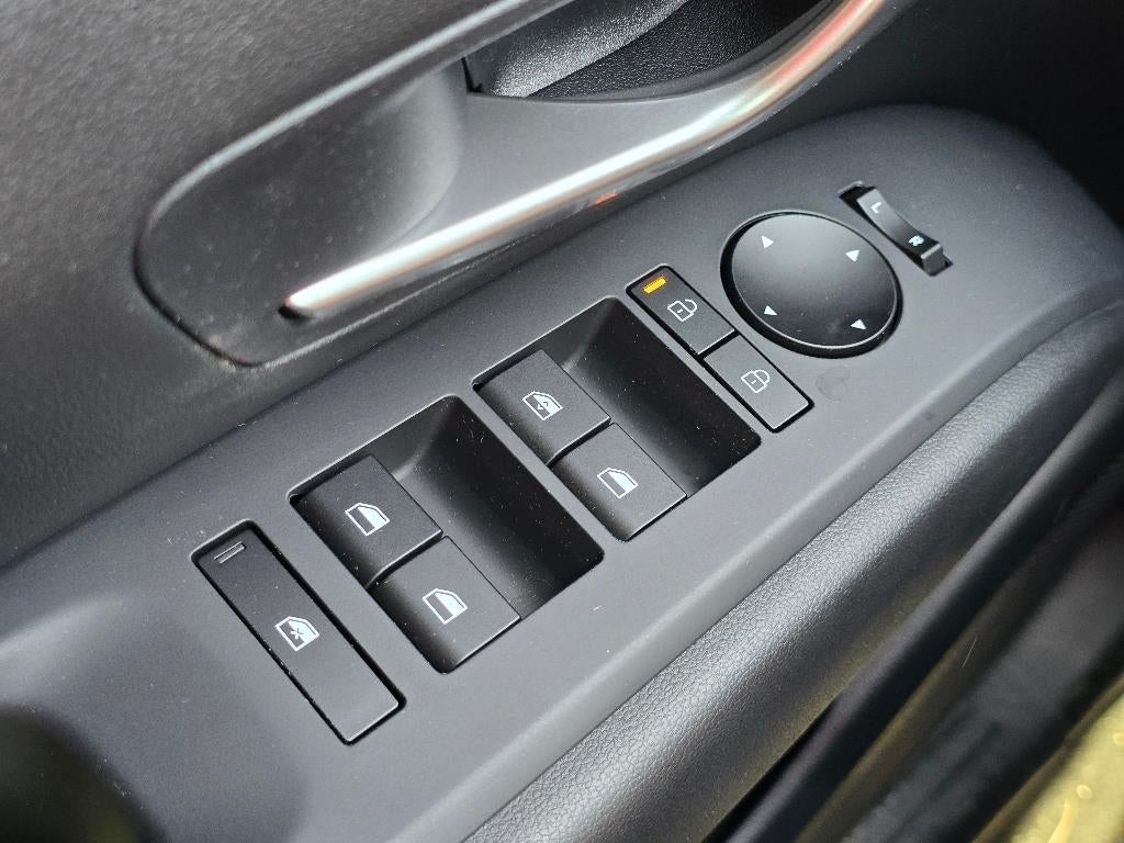 2025 Hyundai SANTA CRUZ SE