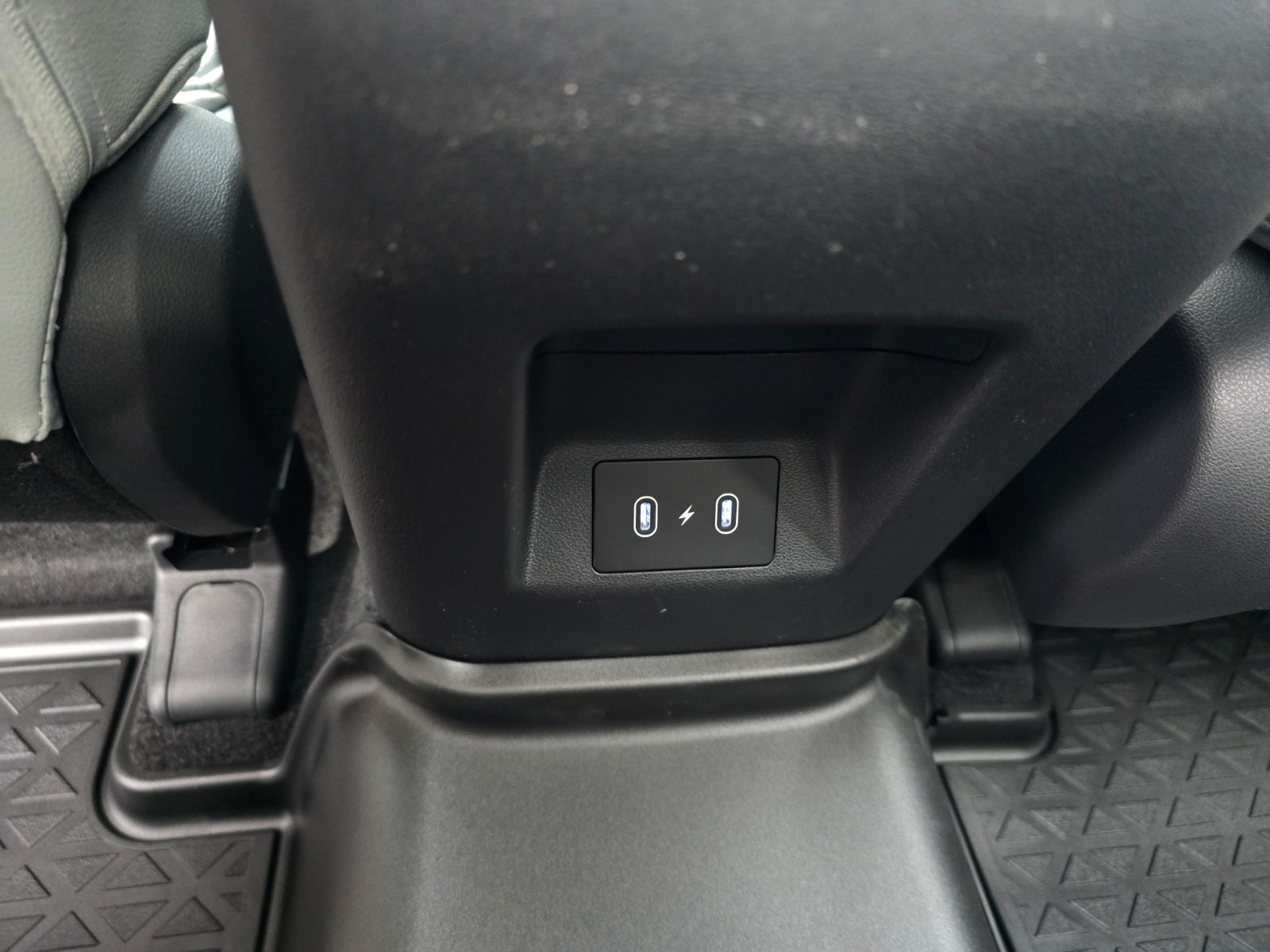 2027 Hyundai SANTA CRUZ SE