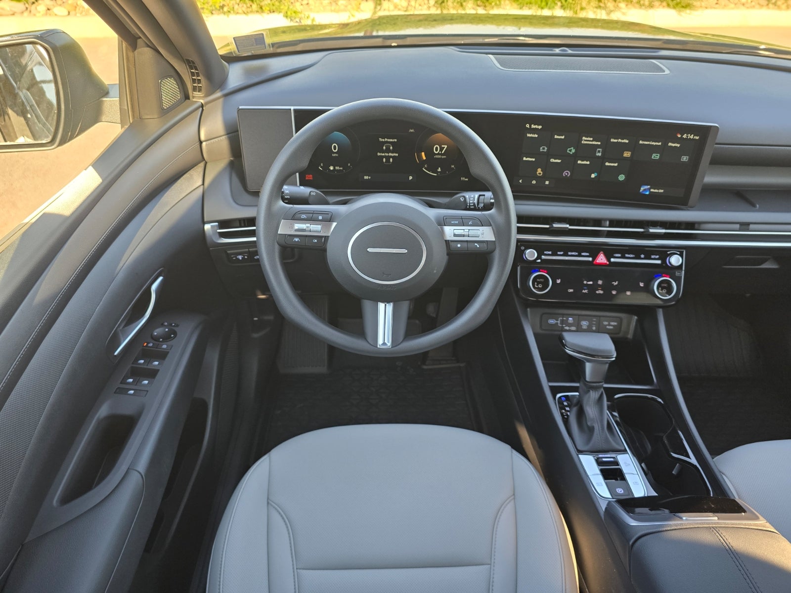 2027 Hyundai SANTA CRUZ SEL Activity