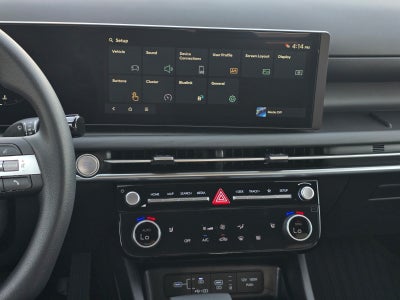 2027 Hyundai SANTA CRUZ SEL Activity