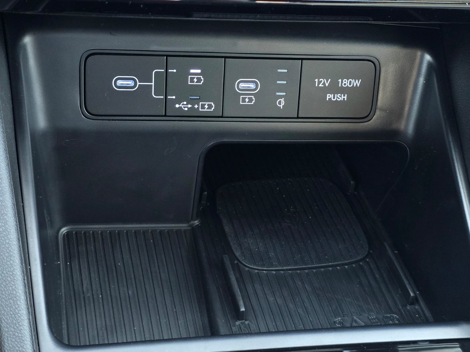 2027 Hyundai SANTA CRUZ SEL Activity