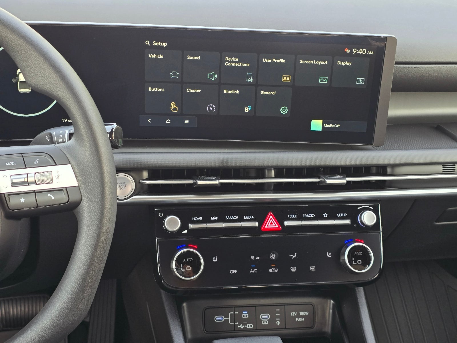 2026 Hyundai SANTA CRUZ SEL Activity