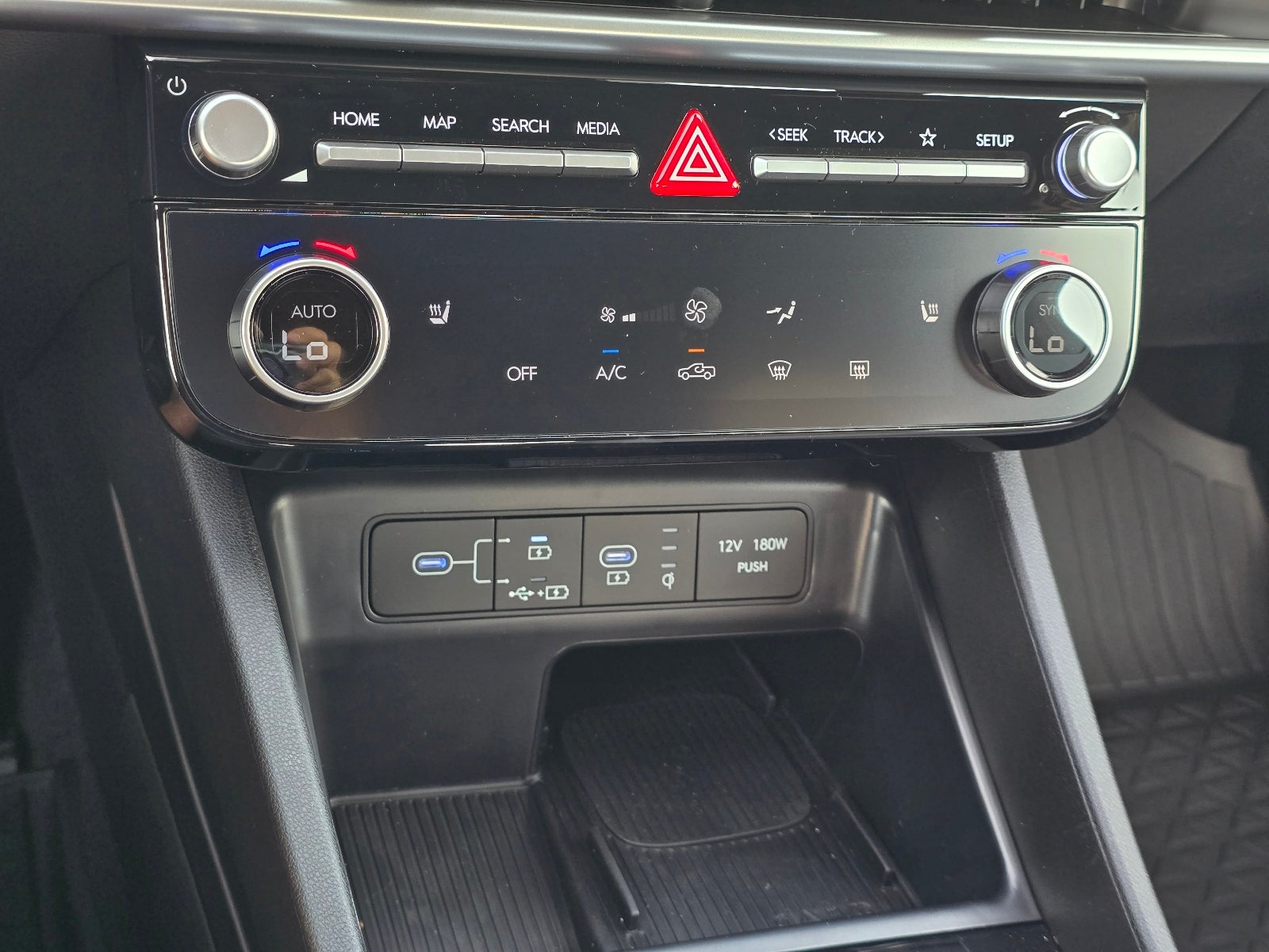 2026 Hyundai SANTA CRUZ SEL Activity