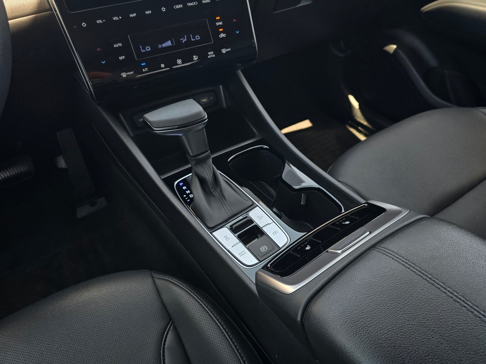 2024 Hyundai SANTA CRUZ NIGHT