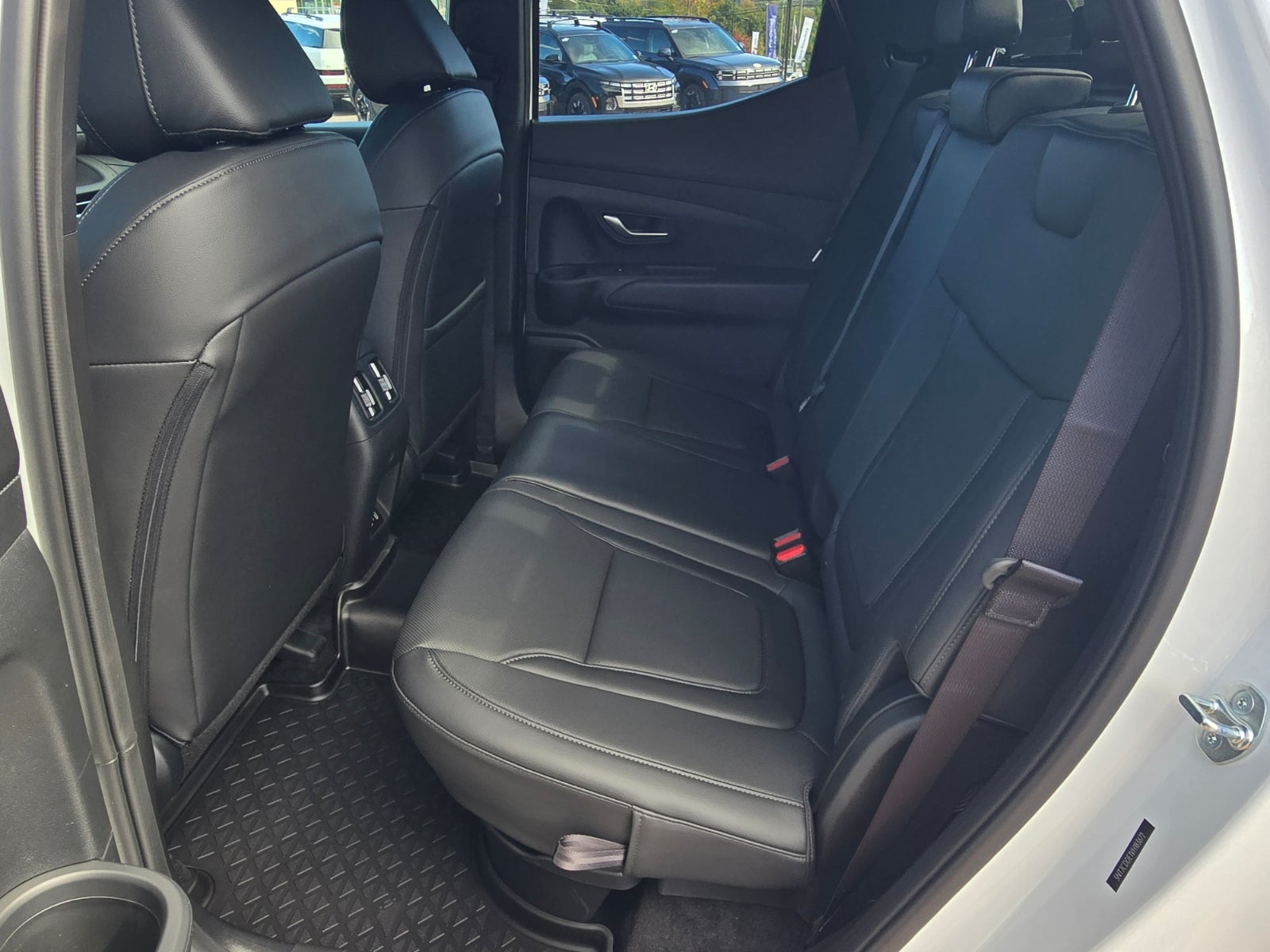 2027 Hyundai SANTA CRUZ SEL Activity