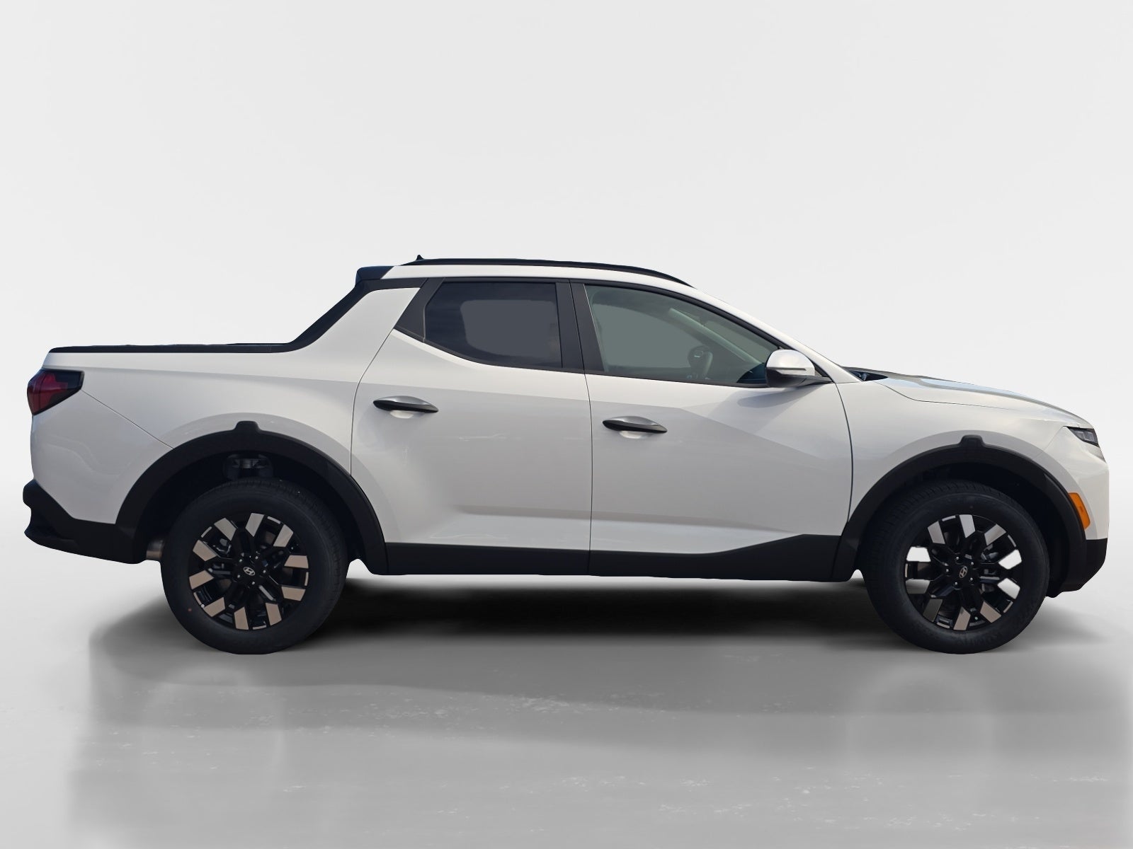 2027 Hyundai SANTA CRUZ SEL Activity