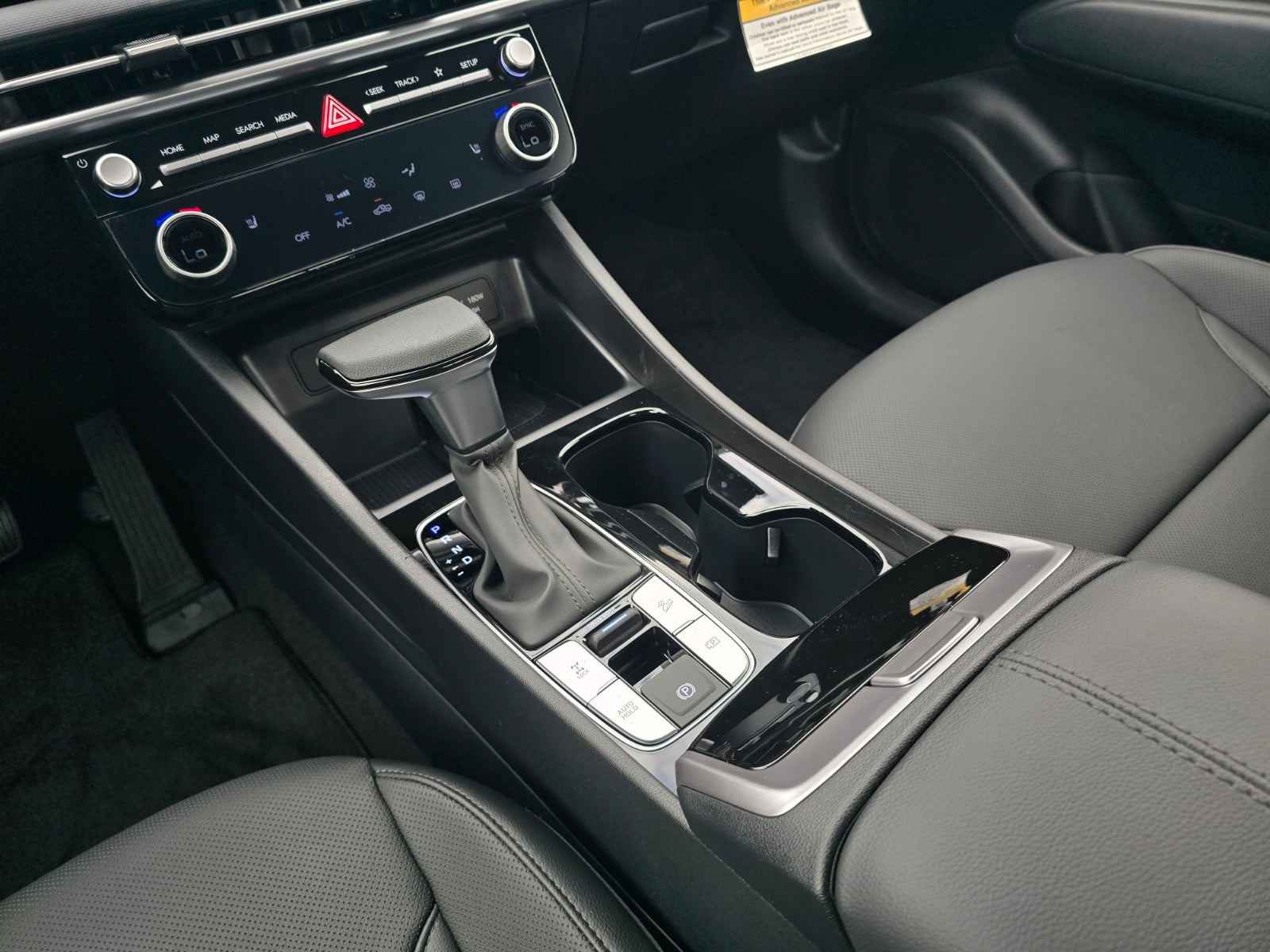 2027 Hyundai SANTA CRUZ SEL Activity