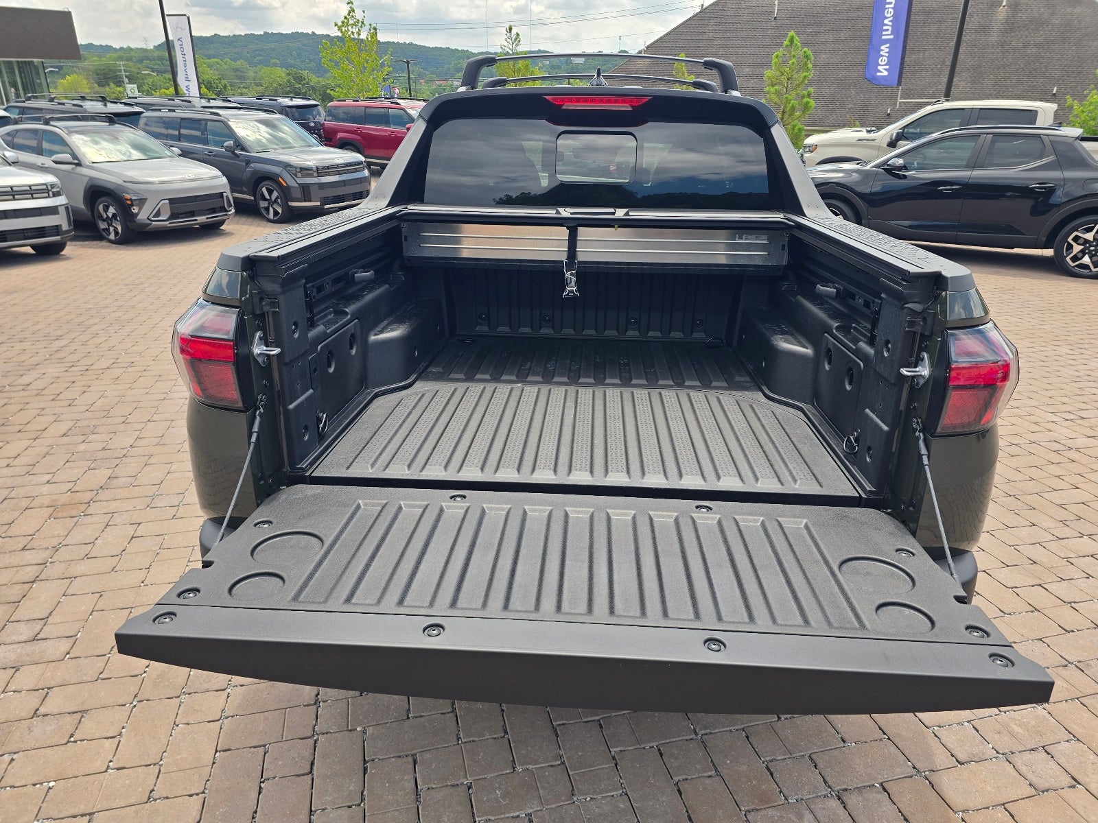 2026 Hyundai SANTA CRUZ SEL Activity