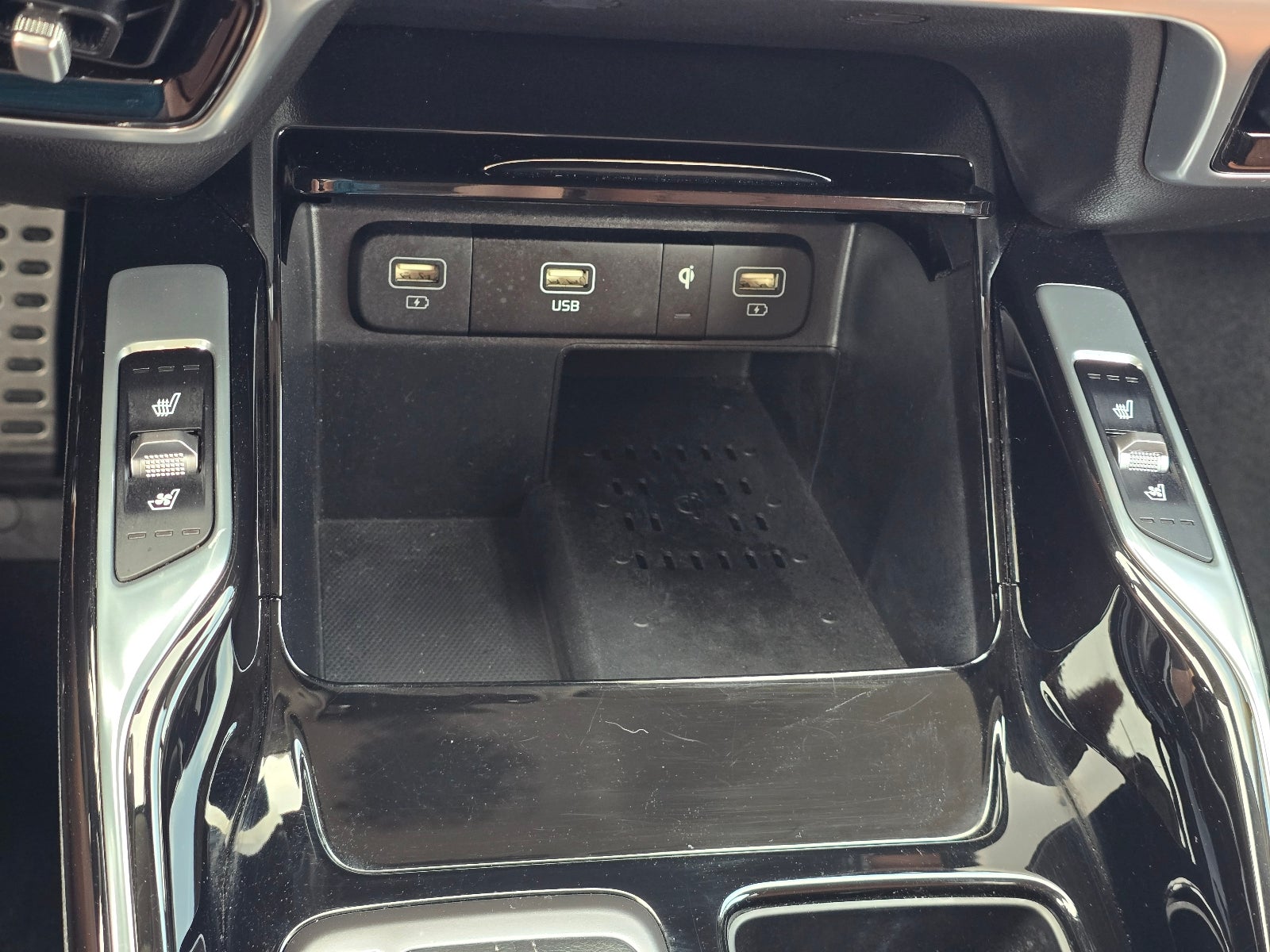 2023 Kia Sorento X-Line SX Prestige