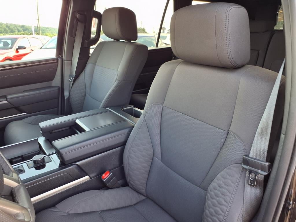 2025 Toyota Sequoia SR5