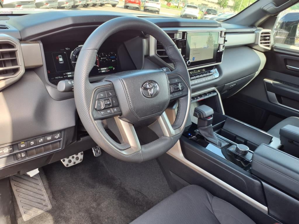 2025 Toyota Sequoia SR5