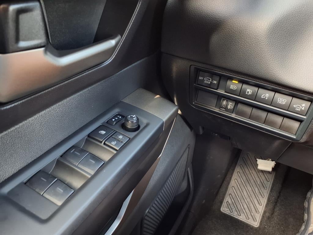 2025 Toyota Sequoia SR5