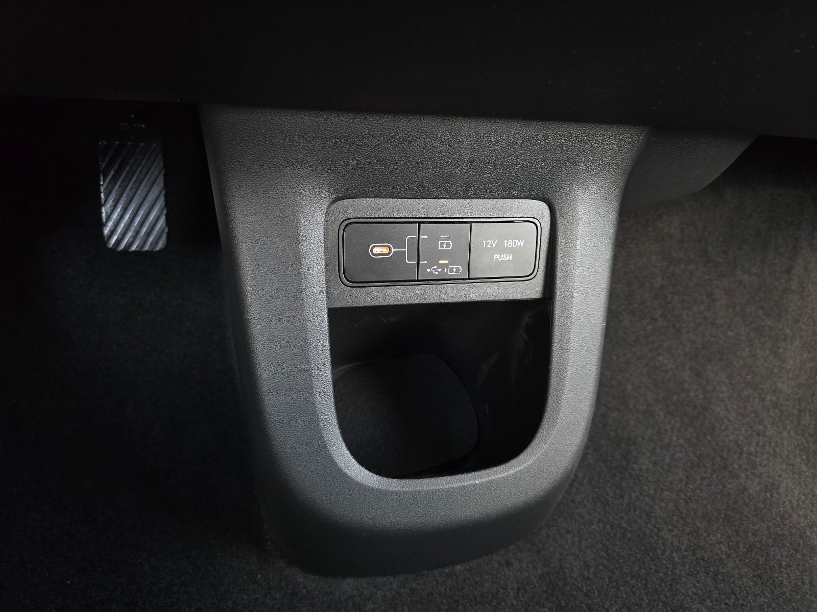 2025 Hyundai IONIQ 5 SE