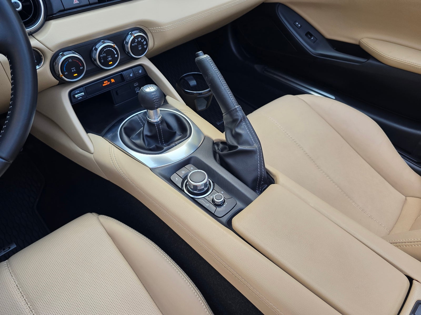 2024 Mazda Mazda MX-5 Miata RF Grand Touring