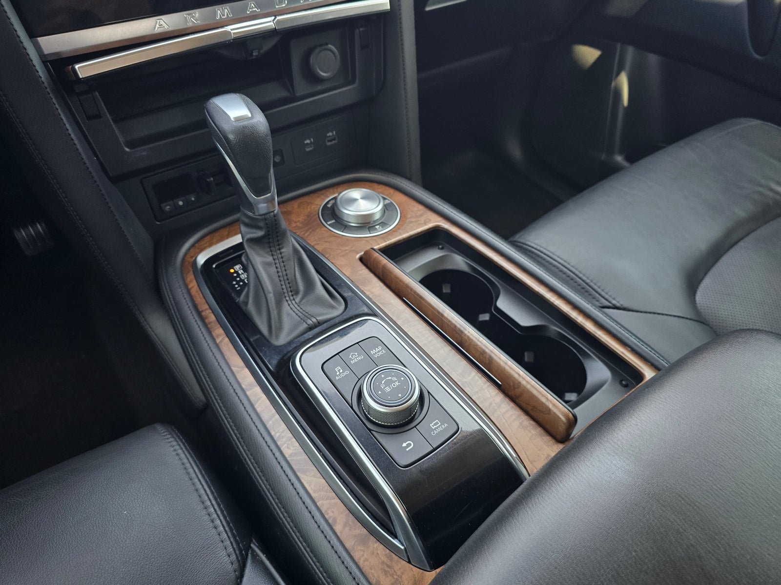 2022 Nissan Armada SL