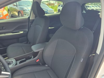 2027 Hyundai KONA SE
