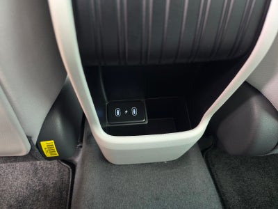2027 Hyundai KONA SE