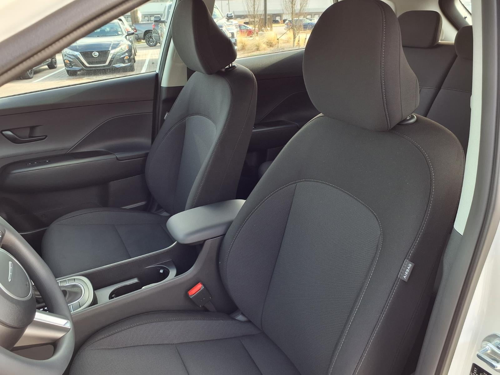 2026 Hyundai KONA SE