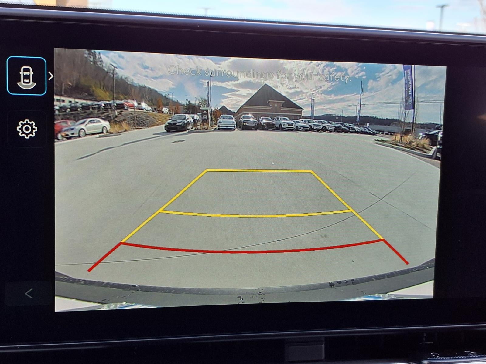 2026 Hyundai KONA SE