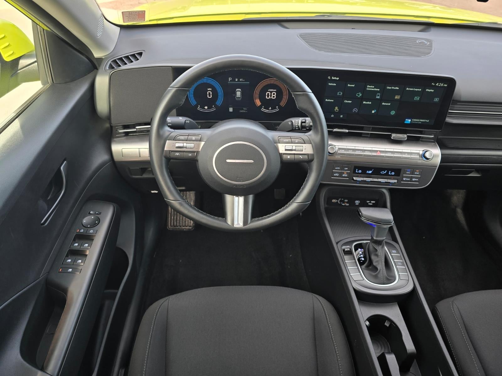 2024 Hyundai KONA SEL
