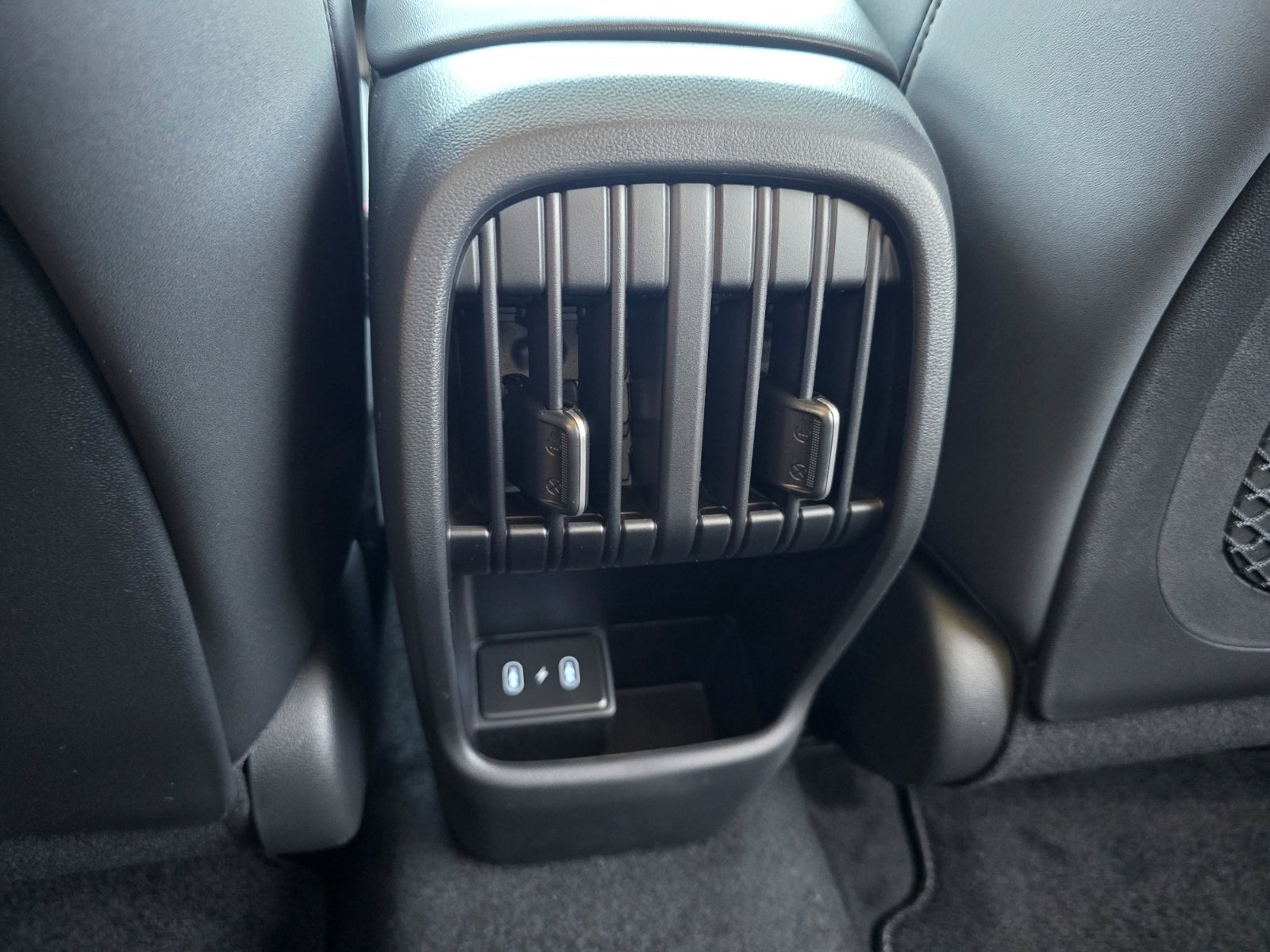 2027 Hyundai KONA SEL Premium