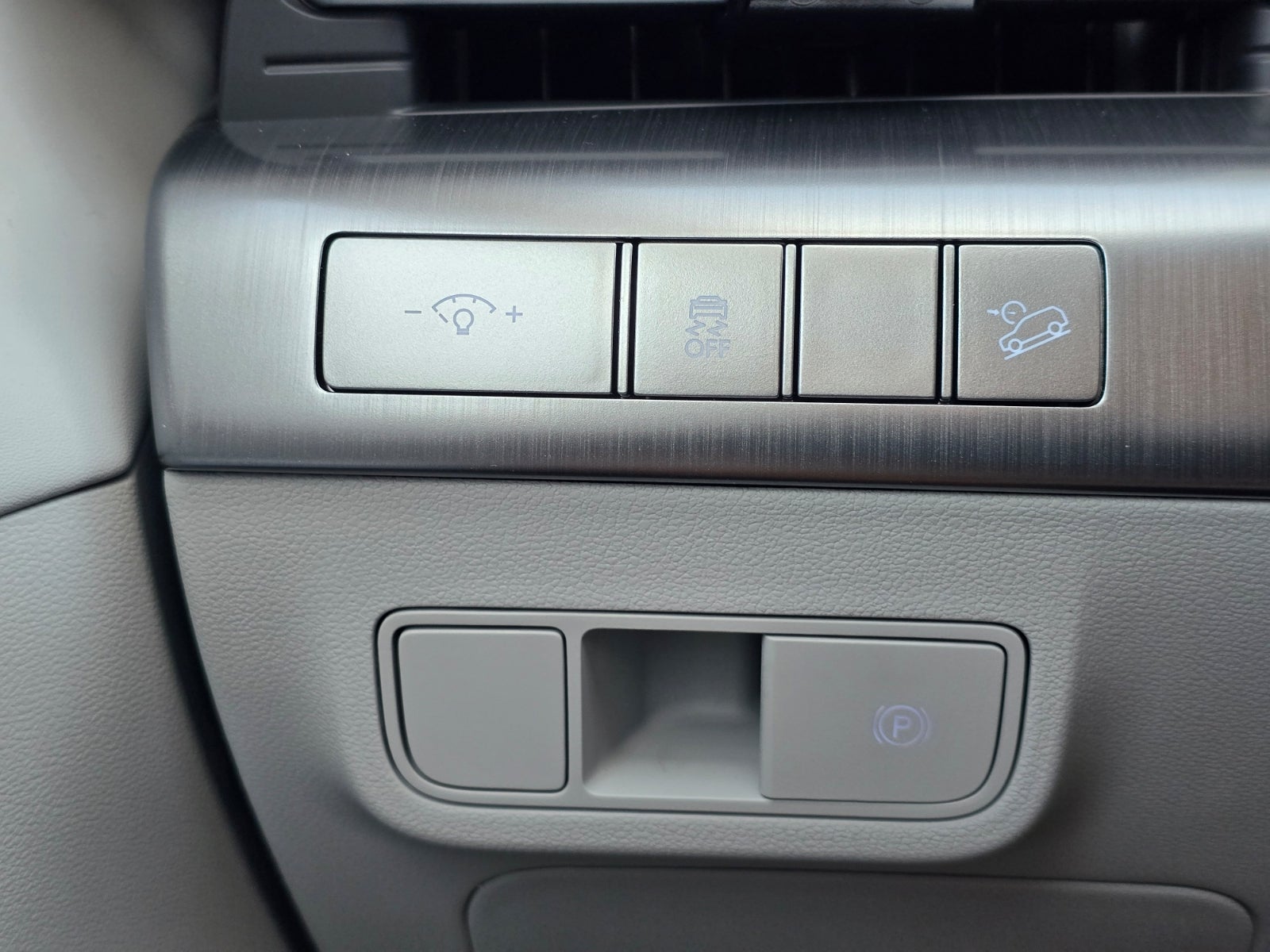 2027 Hyundai KONA SEL Premium