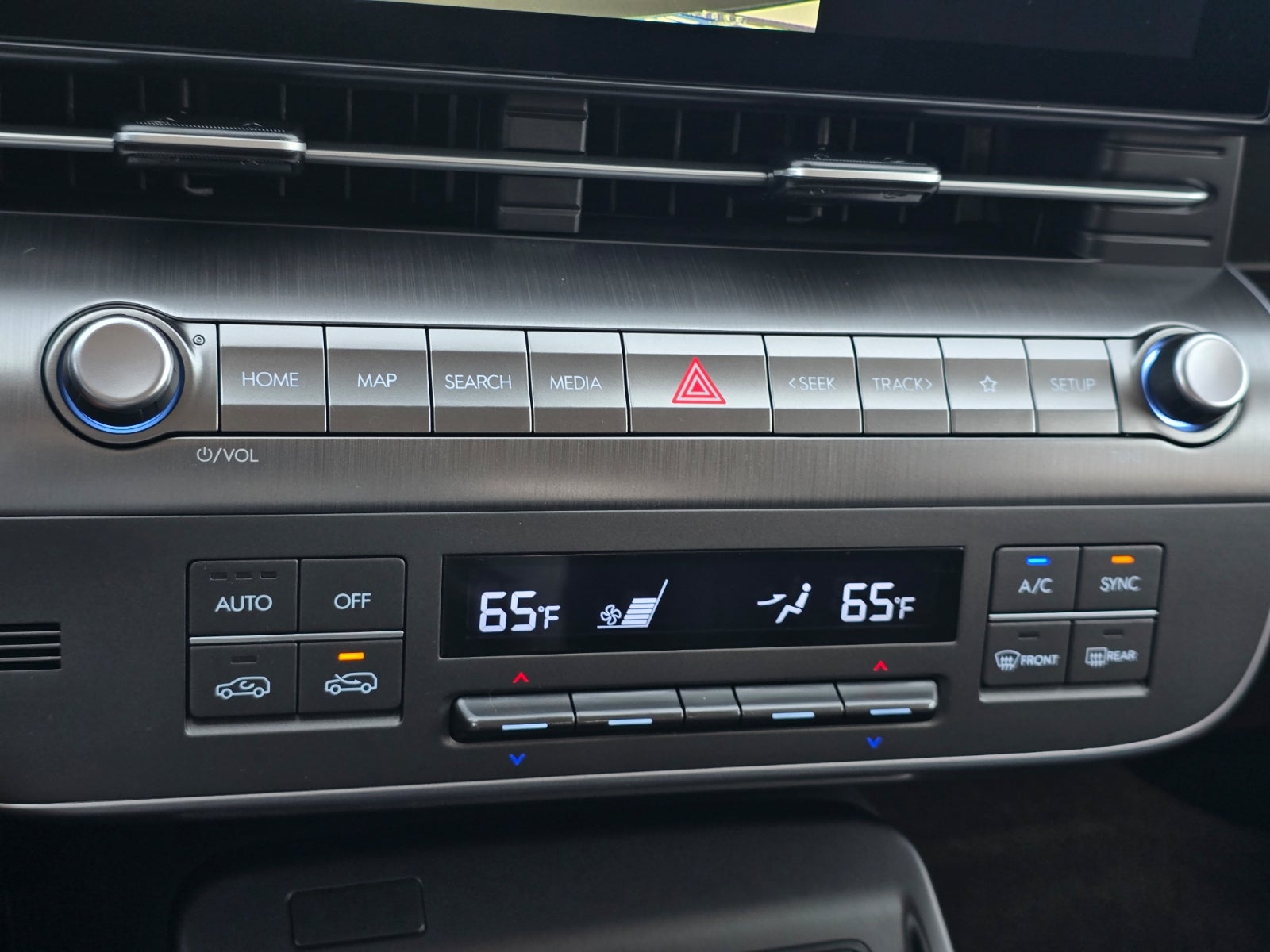 2027 Hyundai KONA SEL Premium