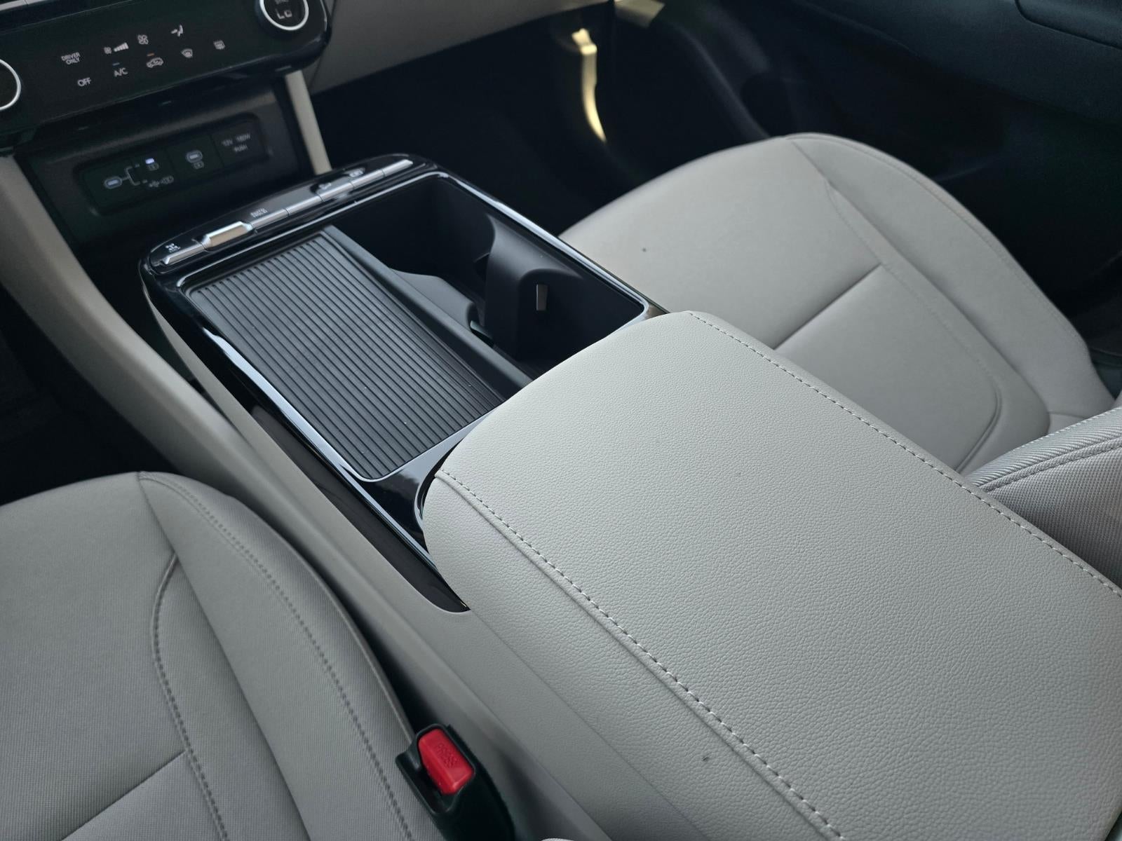 2026 Hyundai TUCSON Blue SE