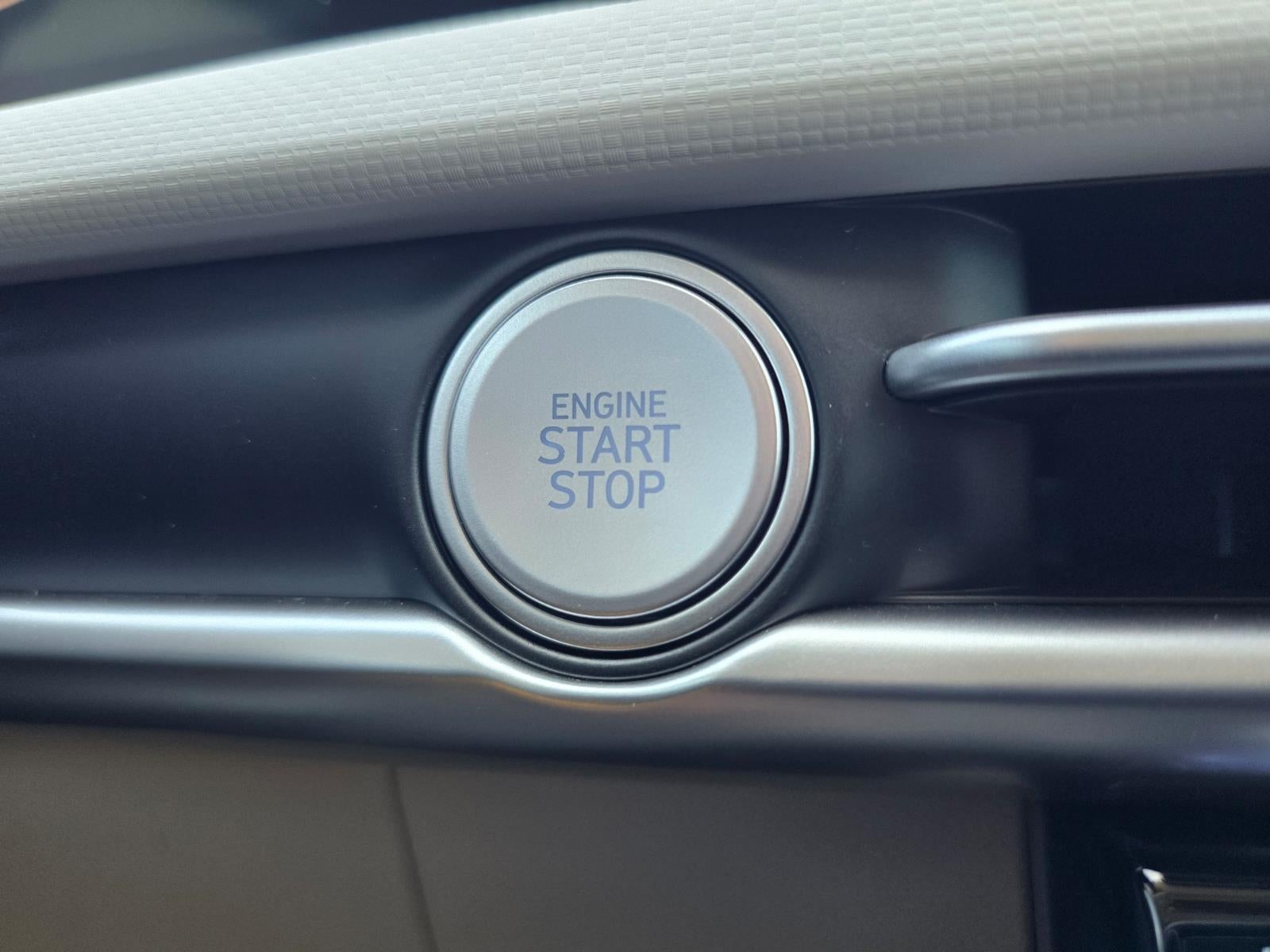 2026 Hyundai TUCSON Blue SE