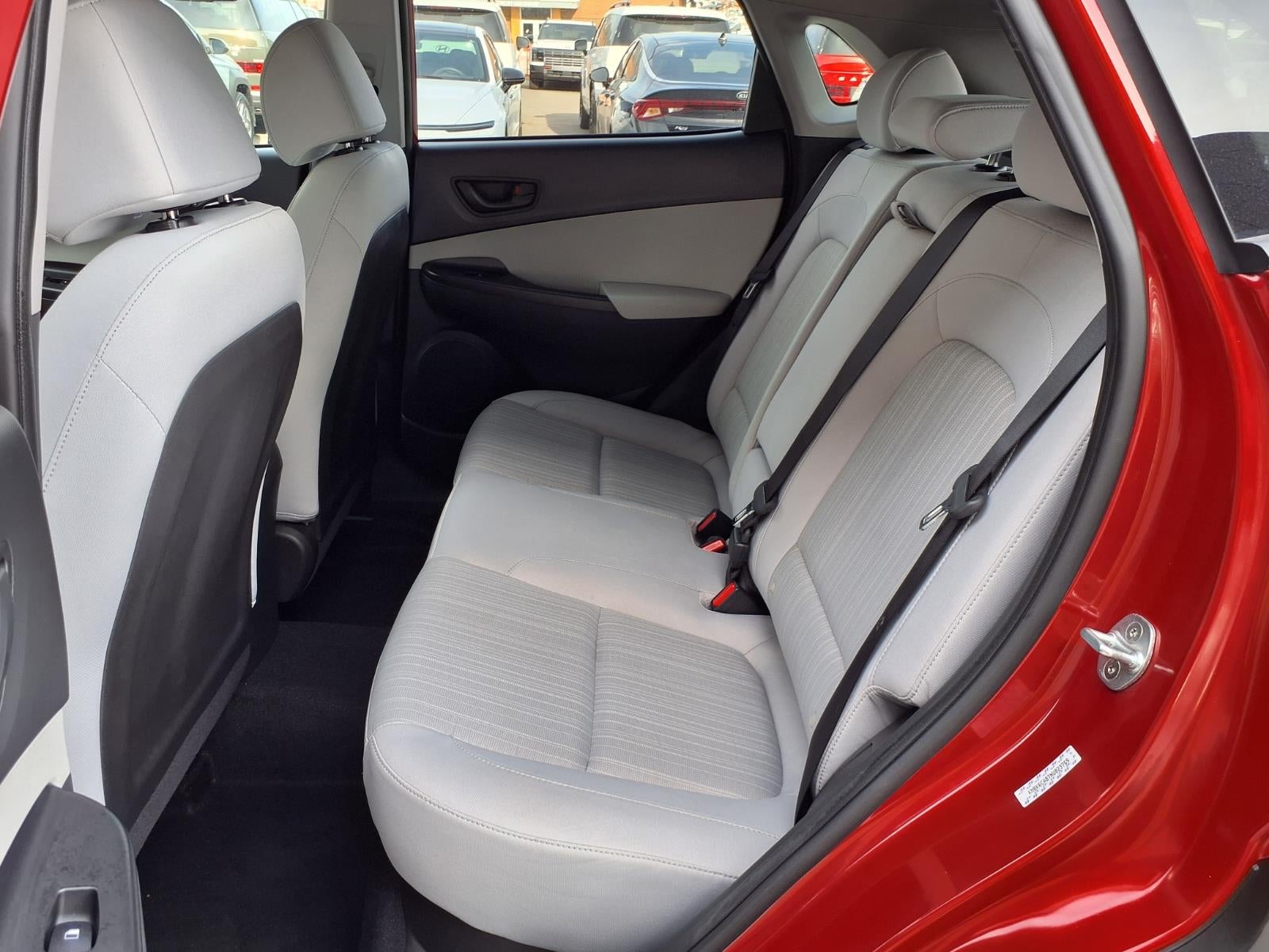 2022 Hyundai KONA SEL