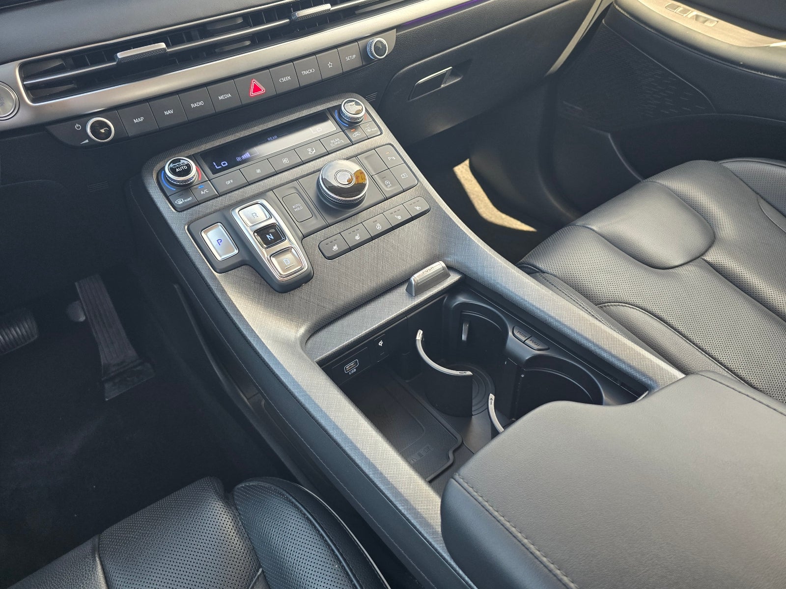 2024 Hyundai PALISADE Limited