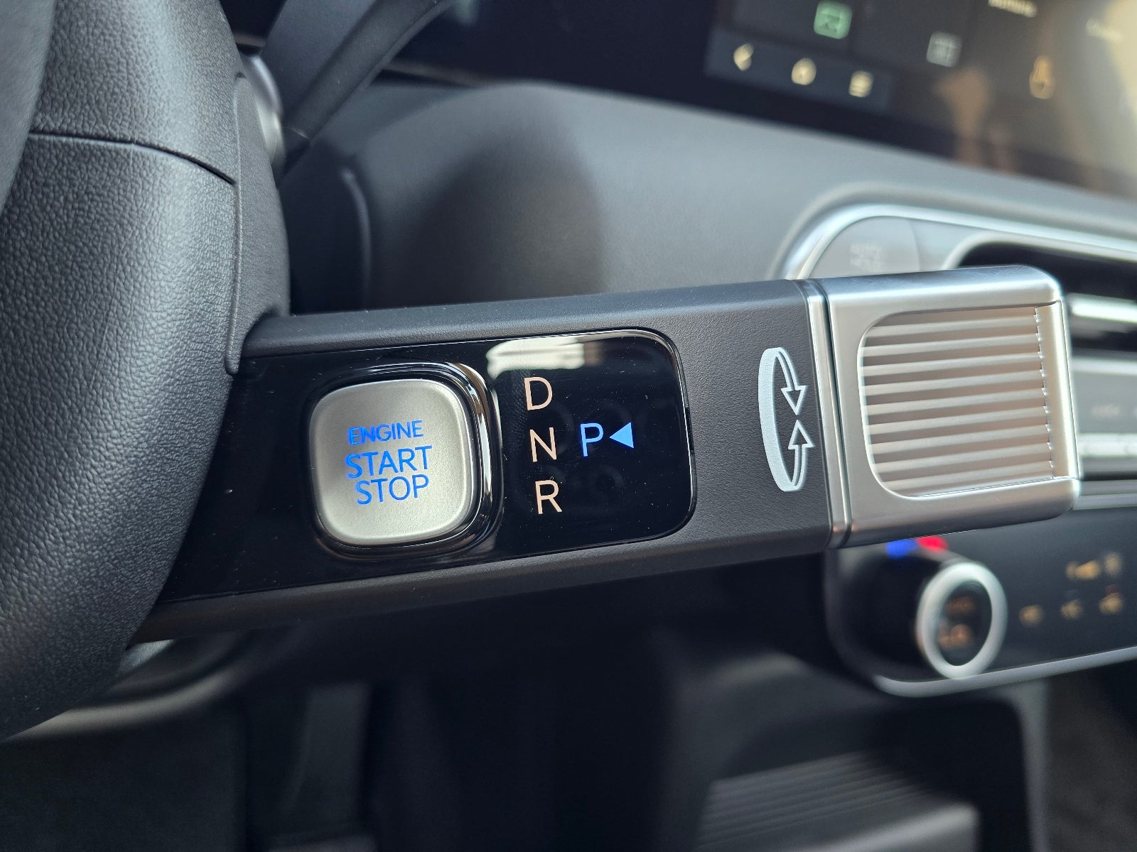 2026 Hyundai PALISADE SE