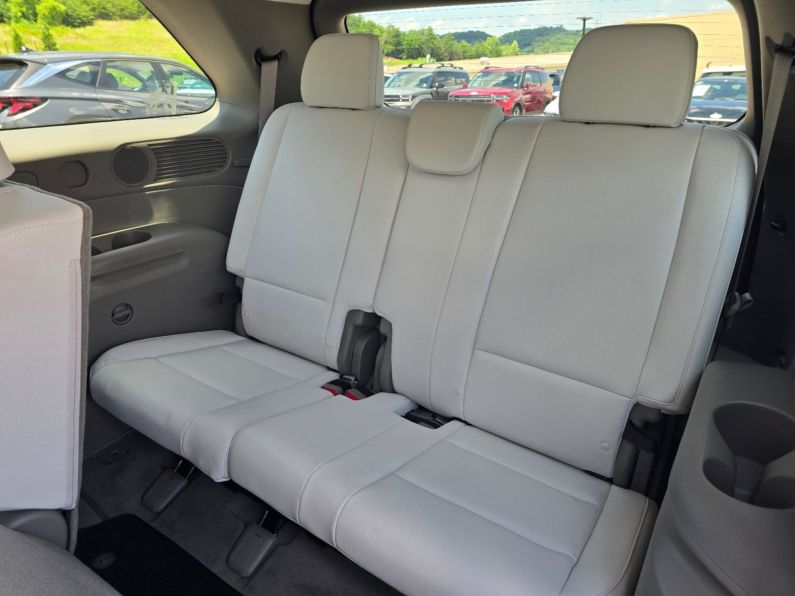 2026 Hyundai PALISADE HYBRID SEL Premium 8P