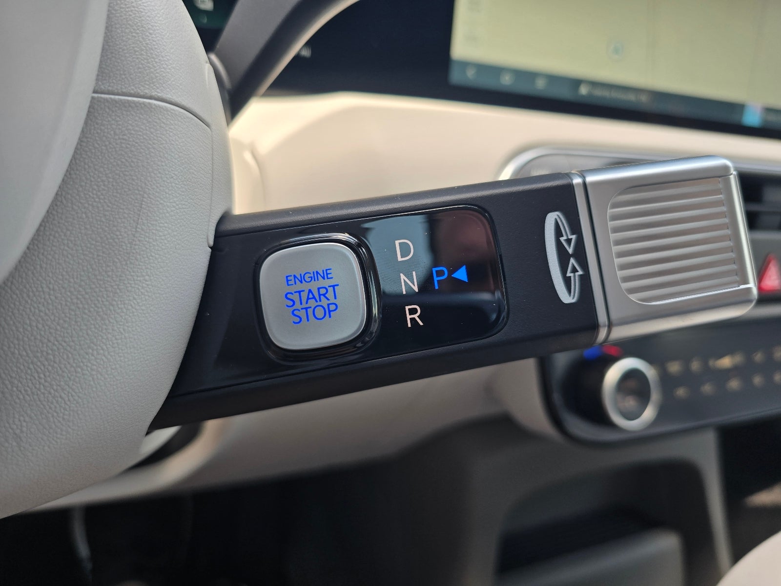 2026 Hyundai PALISADE HYBRID SEL Premium 8P