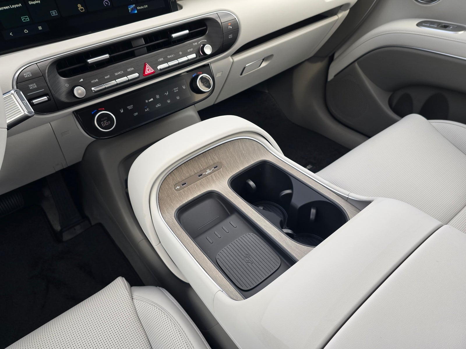 2026 Hyundai PALISADE HYBRID Blue SEL 7P