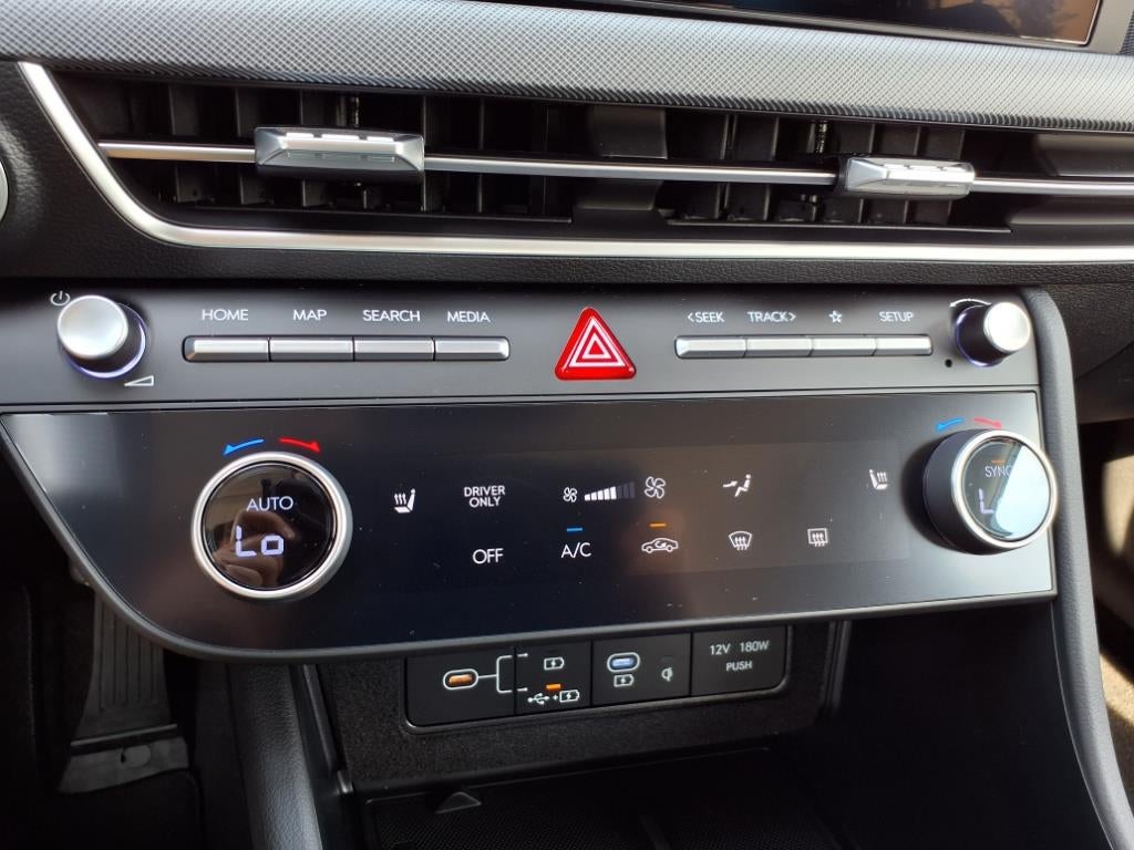 2025 Hyundai SONATA HYBRID SEL