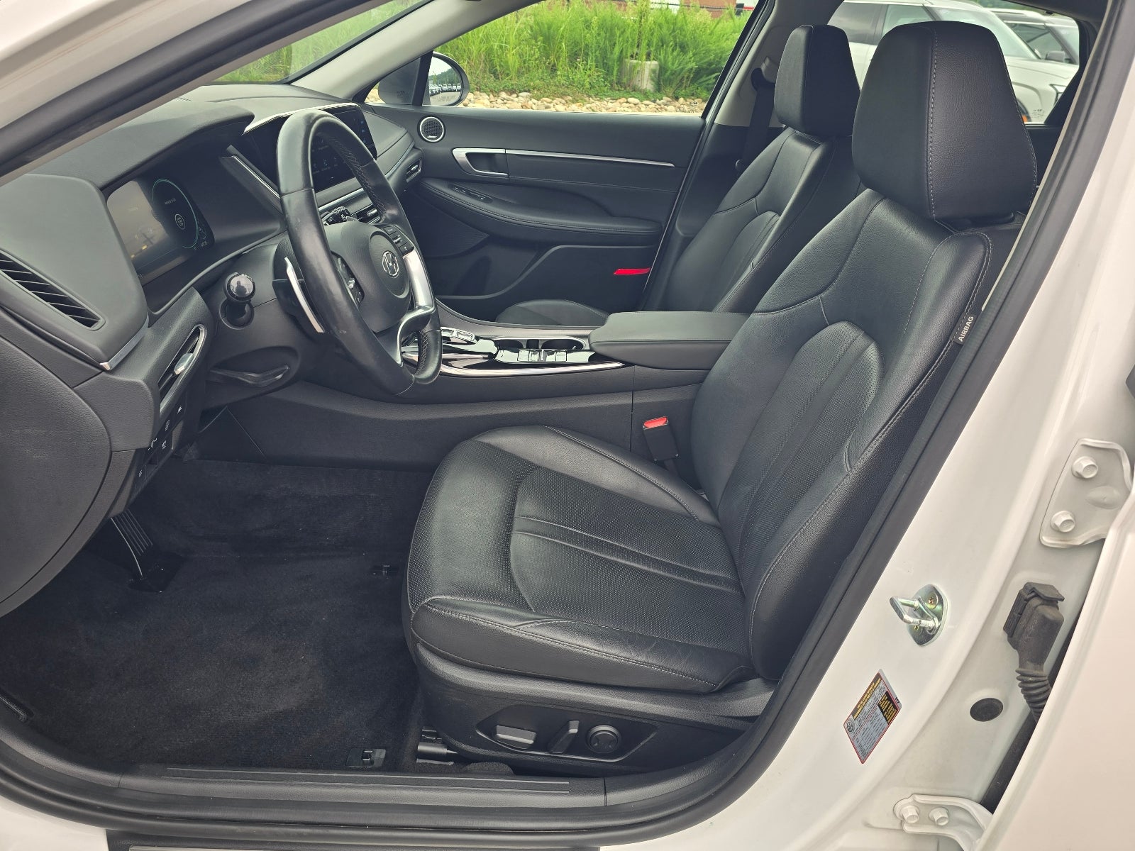2022 Hyundai SONATA HYBRID Limited