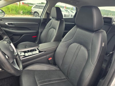 2022 Hyundai SONATA HYBRID Limited