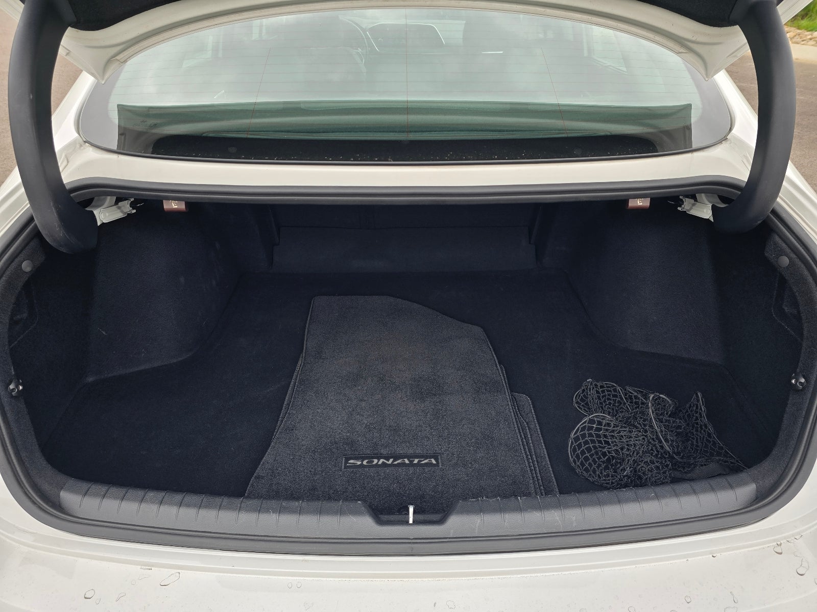 2022 Hyundai SONATA HYBRID Limited
