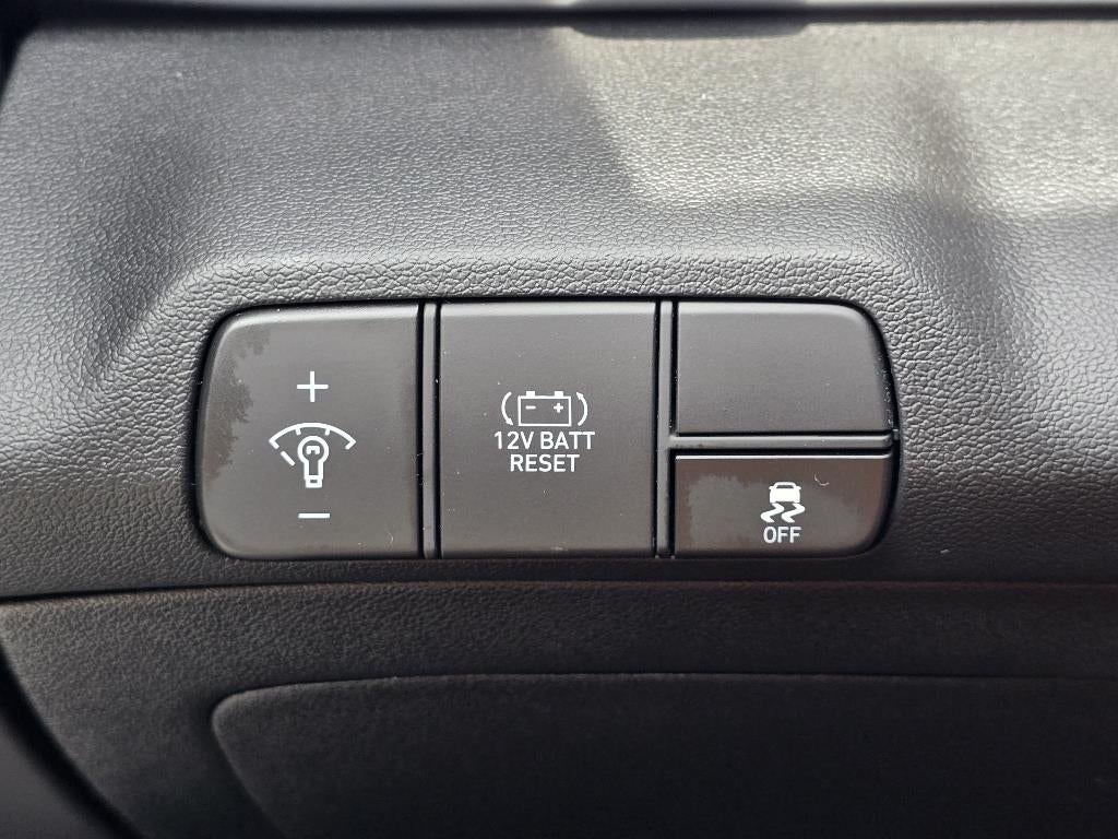 2025 Hyundai ELANTRA HEV Blue