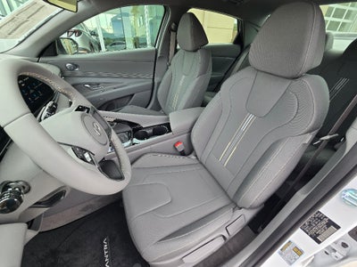 2025 Hyundai ELANTRA HEV SEL Sport