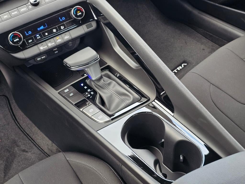 2025 Hyundai ELANTRA HEV SEL Sport