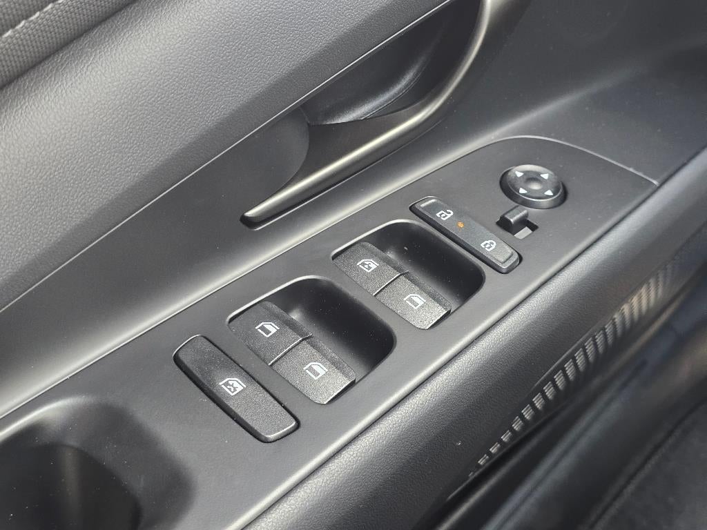 2025 Hyundai ELANTRA HEV SEL Sport