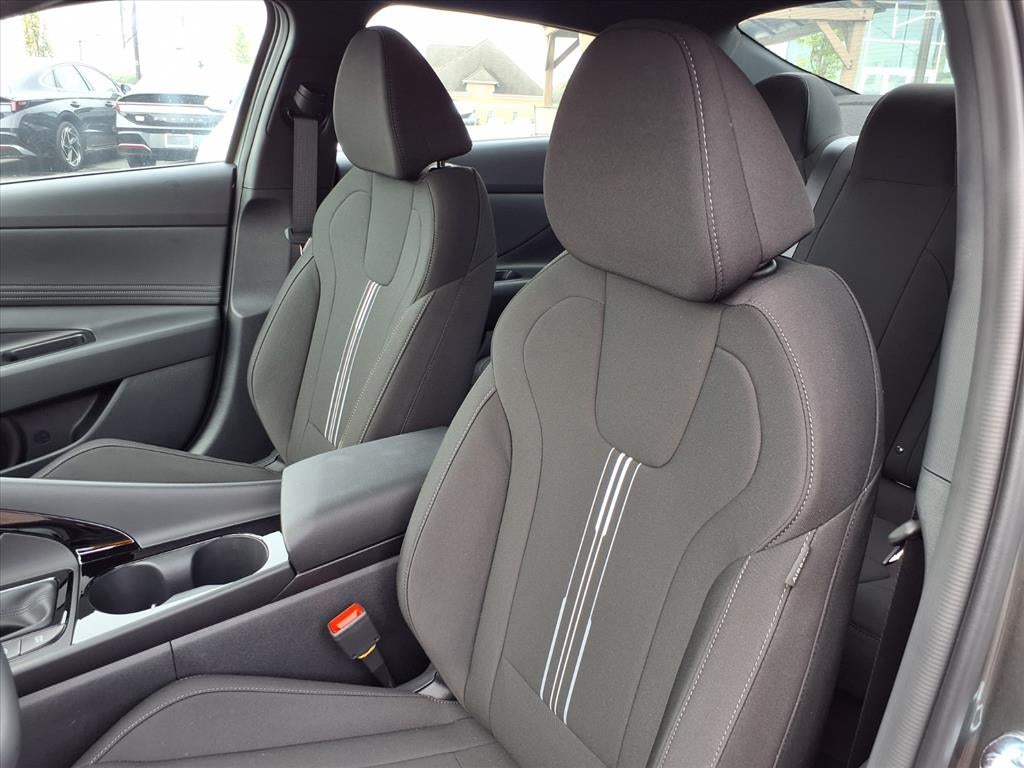 2025 Hyundai ELANTRA HEV SEL Sport