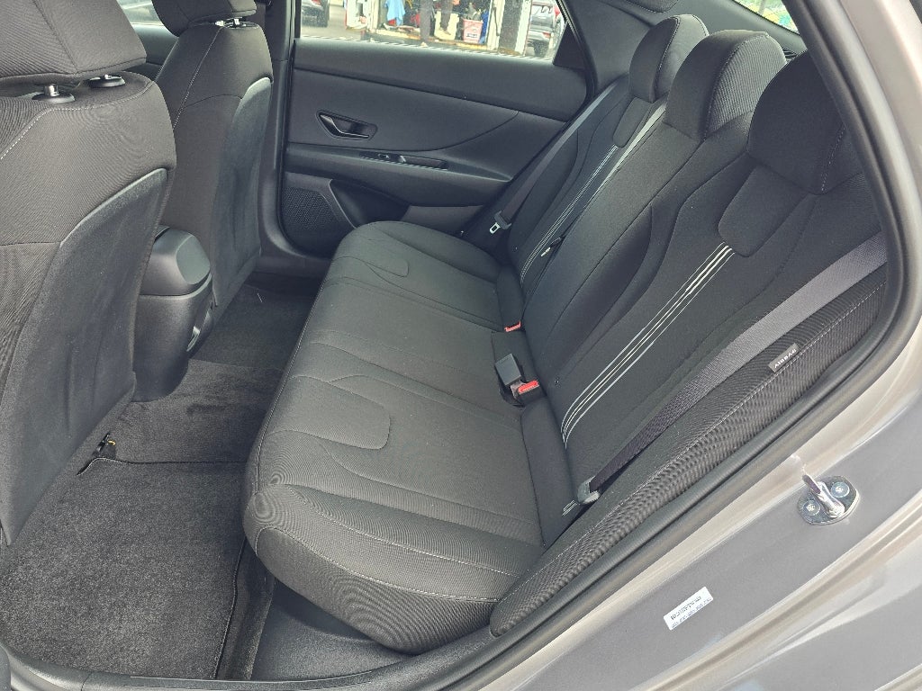 2025 Hyundai ELANTRA HEV SEL Sport