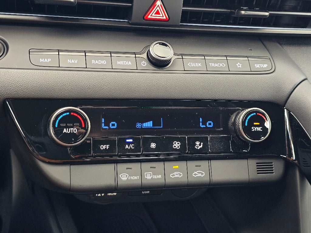 2025 Hyundai ELANTRA HEV SEL Sport