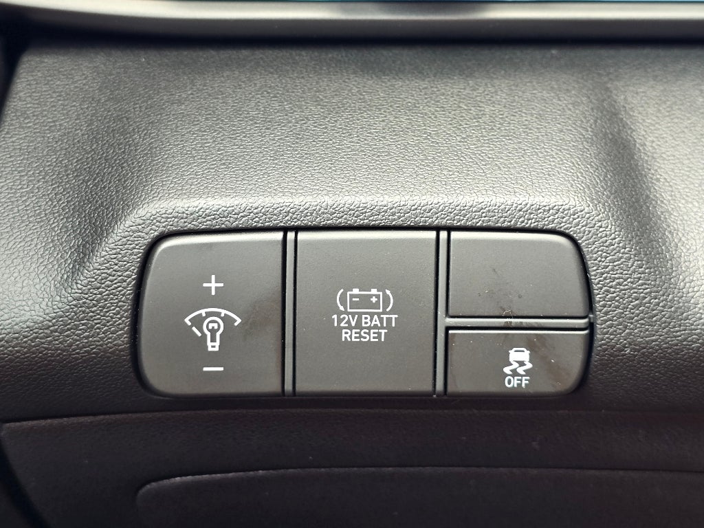 2025 Hyundai ELANTRA HEV SEL Sport