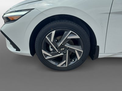 2025 Hyundai ELANTRA HEV SEL Sport