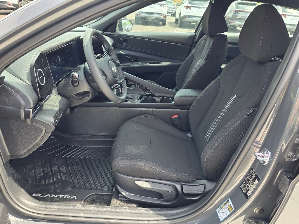 2025 Hyundai ELANTRA HEV SEL Sport